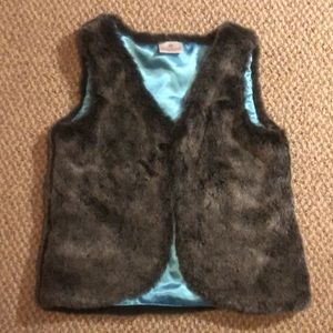 Hanna Andersson Faux Fur Vest Grey size 2